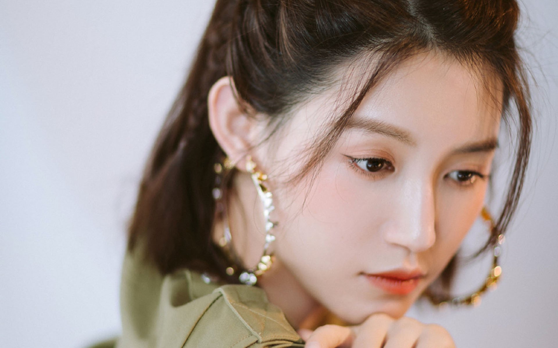 国内足球运动装备创新研发成果频出,行业技术不断突破,国产足球运动装备品牌