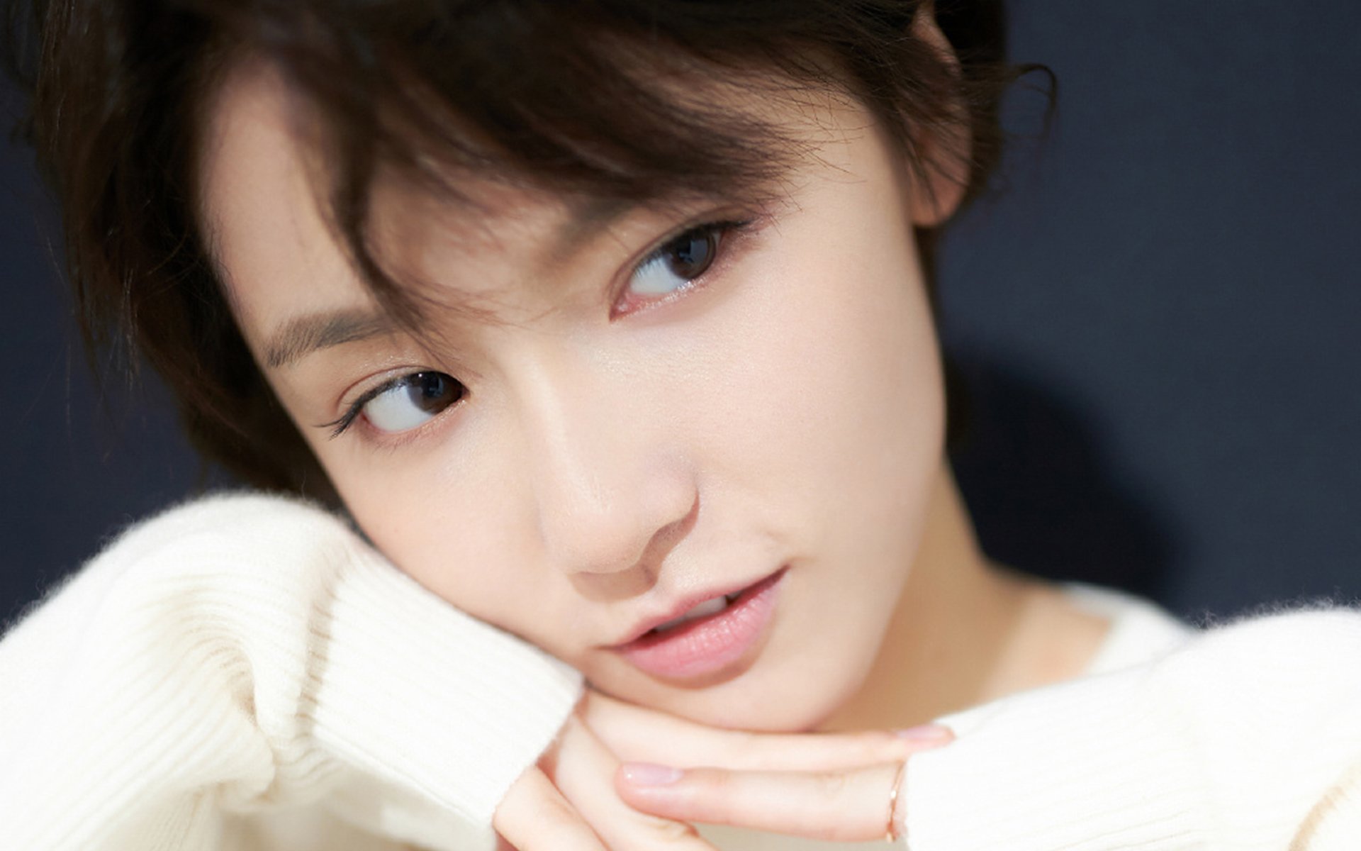 九游官网下载电脑版-羽毛球男单八强出炉，中国两将入围，羽毛球男单2021