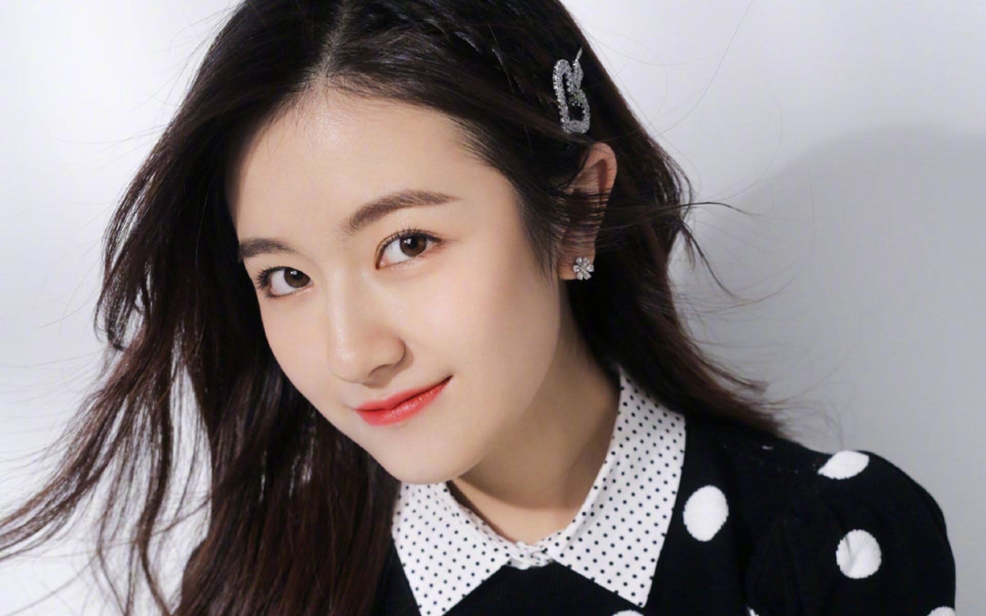 主场士气高涨,全力以赴争取胜利,全力争胜的成语